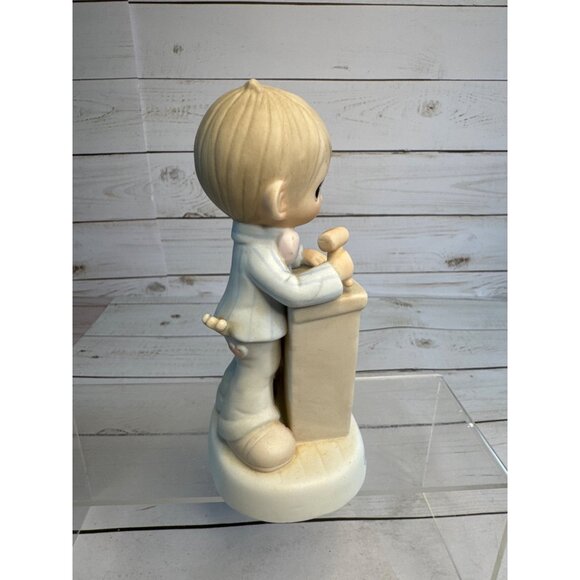 Precious Moments 1983 Collectors Club Let Us Call This Club To Order E-0303 Figu - Picture 9 of 11